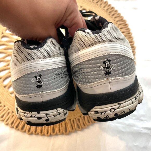 New Balance Run Disney 860v5 2015 Minnie Mouse Women’s Size 10 Running Shoes - Picture 5 of 12